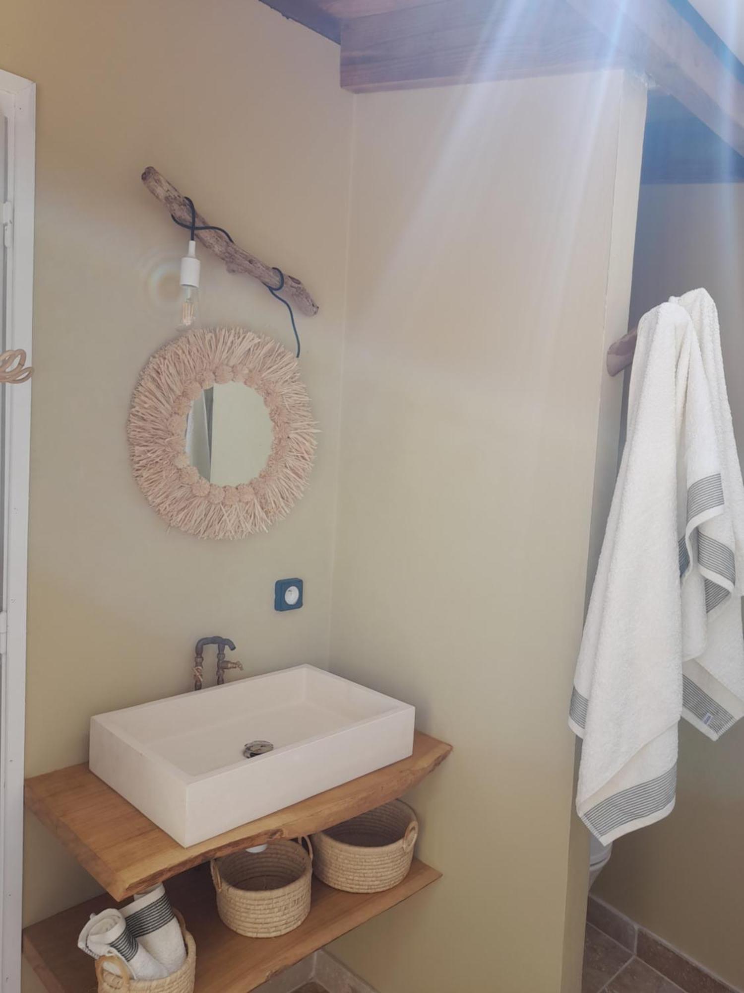 La Kaz Banian Hotell Saint Pierre Exteriör bild