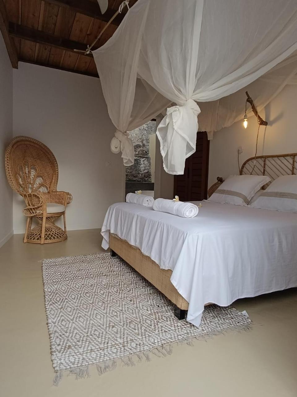La Kaz Banian Hotell Saint Pierre Exteriör bild
